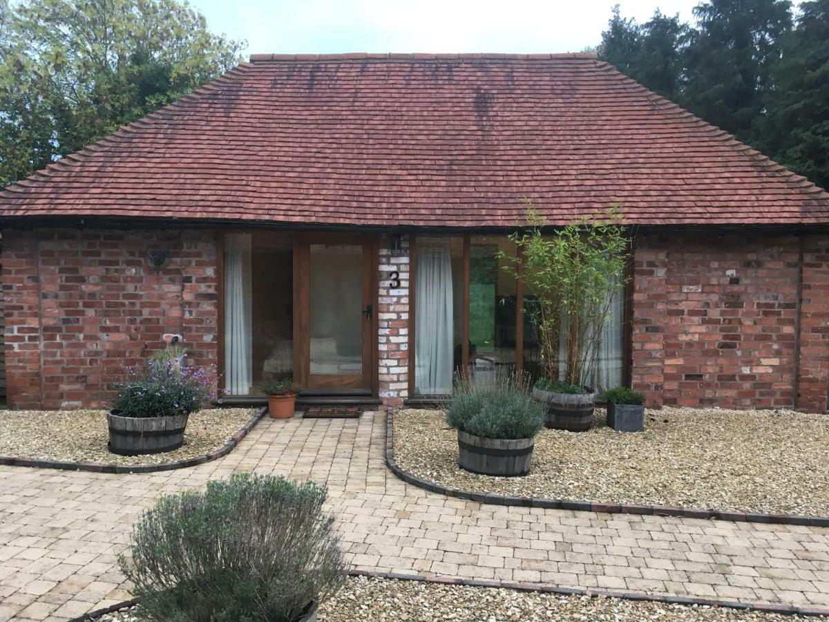 Hidden Cottages Two Lovely 1 Bed Cottages In Peaceful Surroundings, 1 With Log Burner Henley-in-Arden Exterior foto